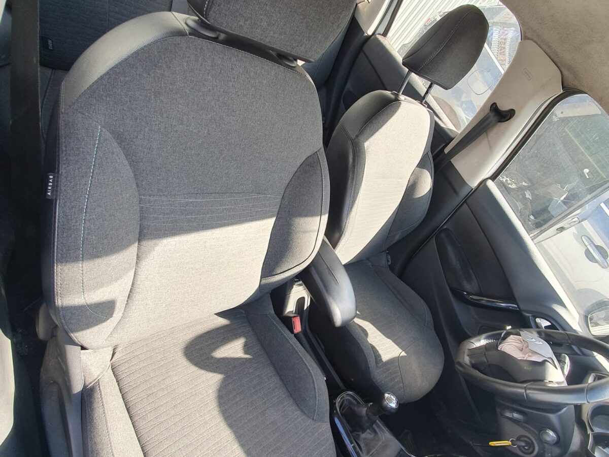 WhatsApp Image 2025-09-17 at 15.55.21